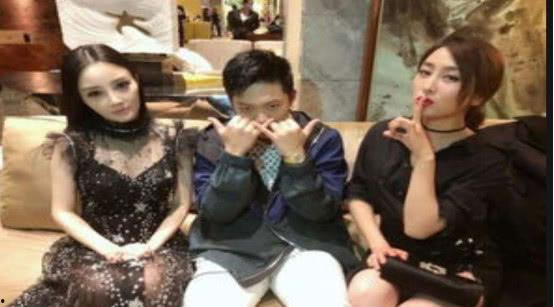 娱乐圈吃瓜群众原创,揭秘吃瓜群众的独家爆料